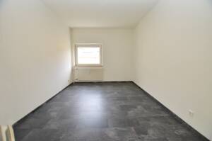 Singles und Paare aufgepaßt! Lichtgeflutete 2-Zimmer-Wohnung mit Balkon in Gelsenkirchen-Mitte – 45881 Gelsenkirchen – Vorschaubild 3