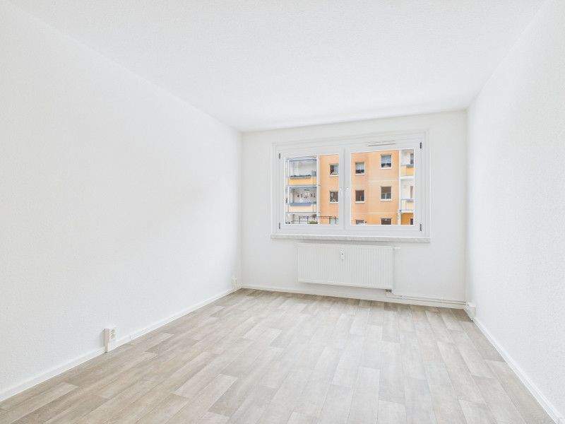 3-Raum-Wohnung mit Balkon auf dem südlichen Sonnenberg – Chemnitz – Vorschaubild 4