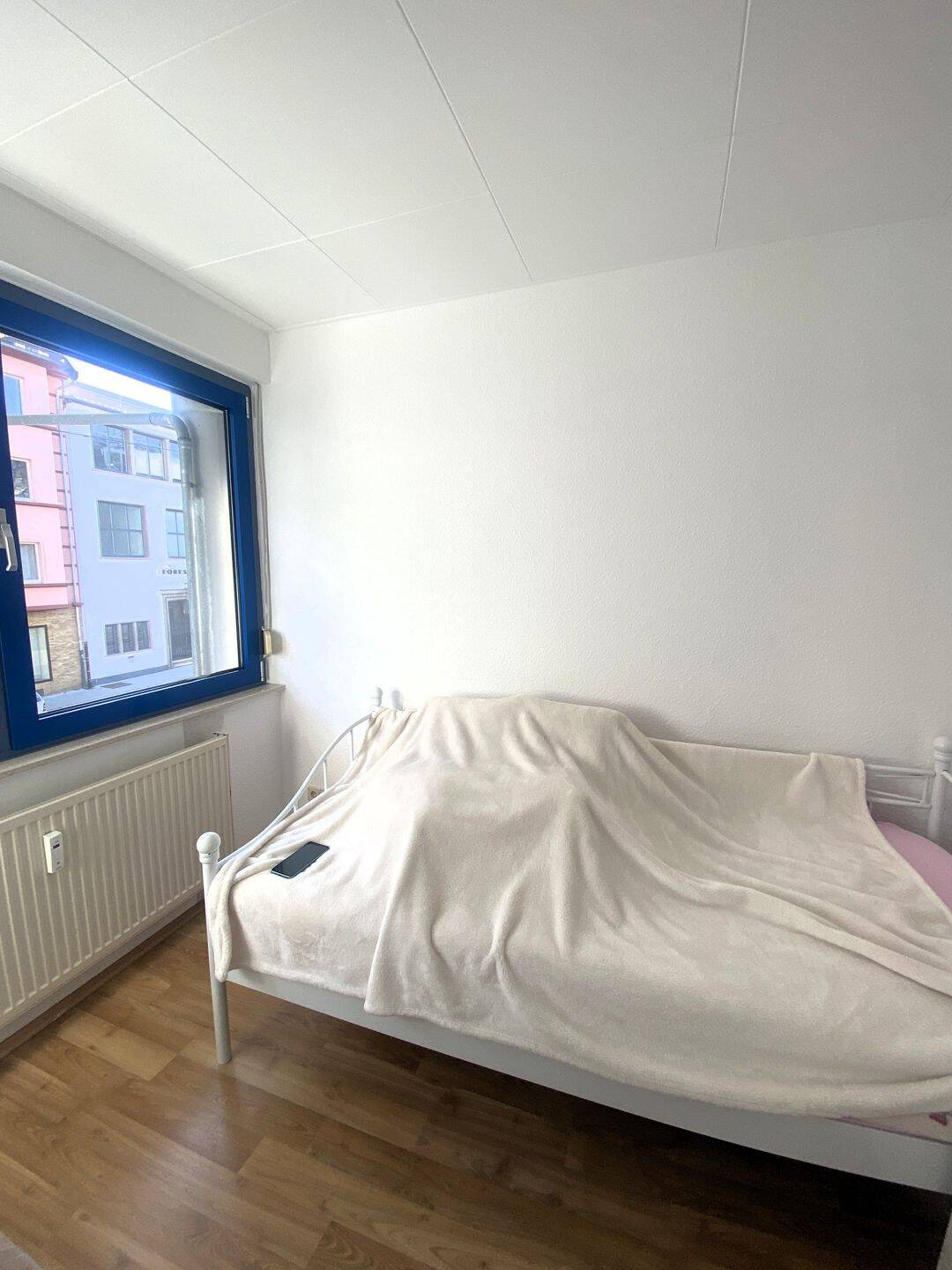Pforzheim - Mit AUFZUG - gepflegte und vermietete 2 Zi. ETW (4) - Nähe Messplatz – Pforzheim – Vorschaubild 4