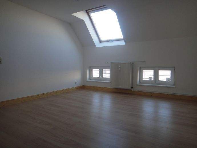 ~ 3-Zimmer-Wohnung in der Innenstadt, Paulsstadt mit Gartennutzung ~ – Schwerin – Vorschaubild 3