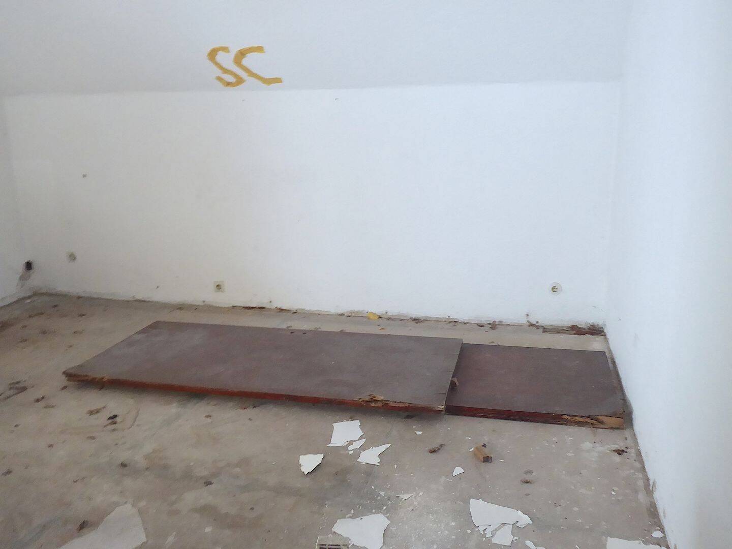 Sanierungsbedürftiges Haus mit 2-3 WE, Garage und kleinem Garten – Bonn – Vorschaubild 9