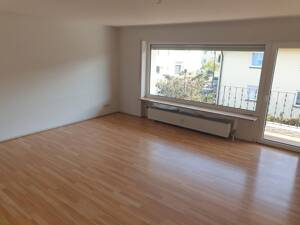 Ruhige, gut geschnittene Wohnung in Eltersdorf zu vermieten. – 91058 Erlangen – Vorschaubild 3