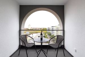Gemütliche 2-Zimmer Wohnung mit Loggia im 2. Obergeschoss und Seeblick – 74076 Heilbronn – Vorschaubild 3