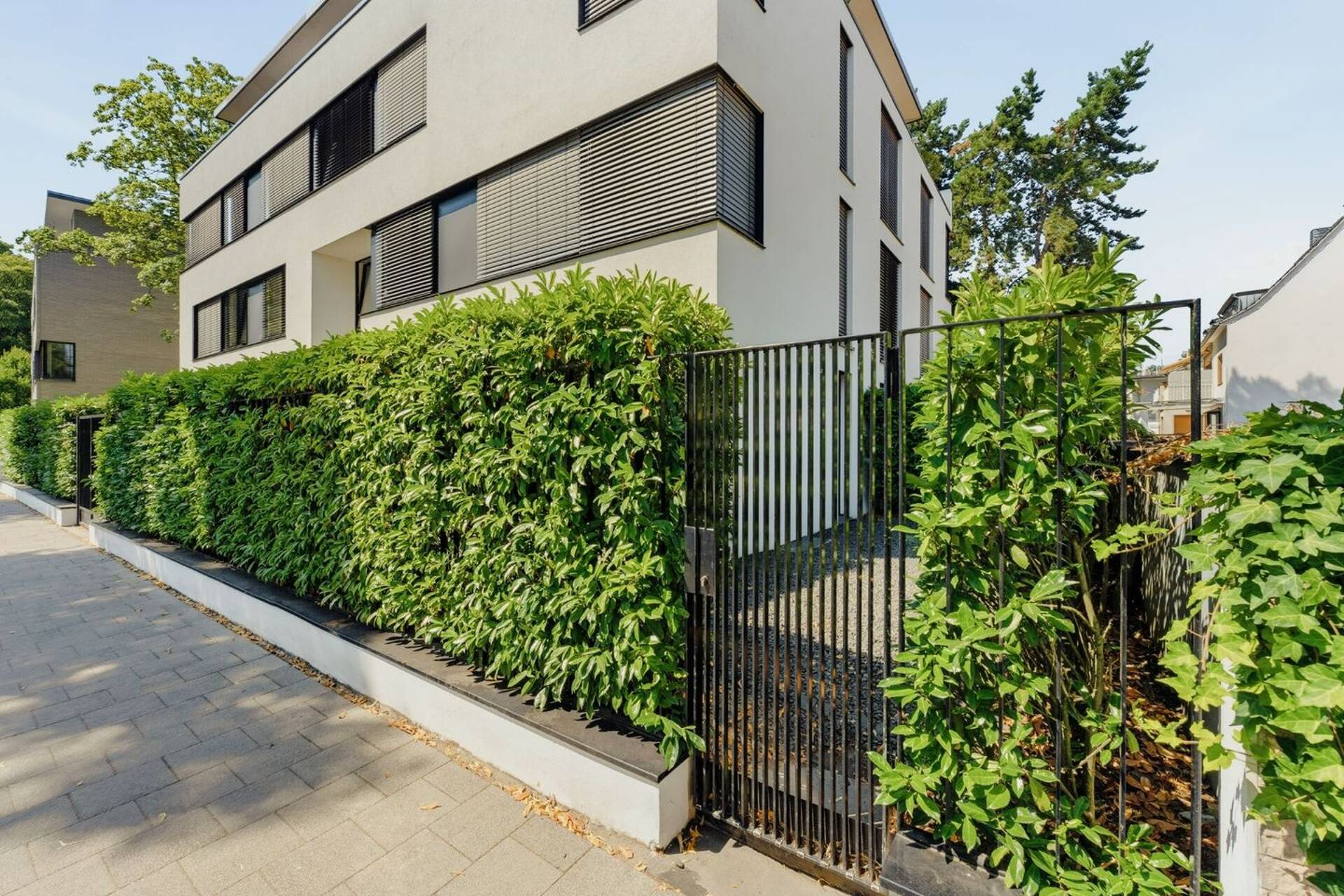 Erdgeschosswohnung in 50933 Köln mit 150 m² kaufen