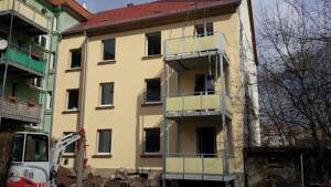 Schönes 3 Familienhaus mit ausbaufähigem DG in ruhiger, südlicher Stadtrandlage