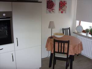 Möbliertes 2-Zimmer-Apartment in Kiel-Russee – 24111 Kiel – Vorschaubild 4