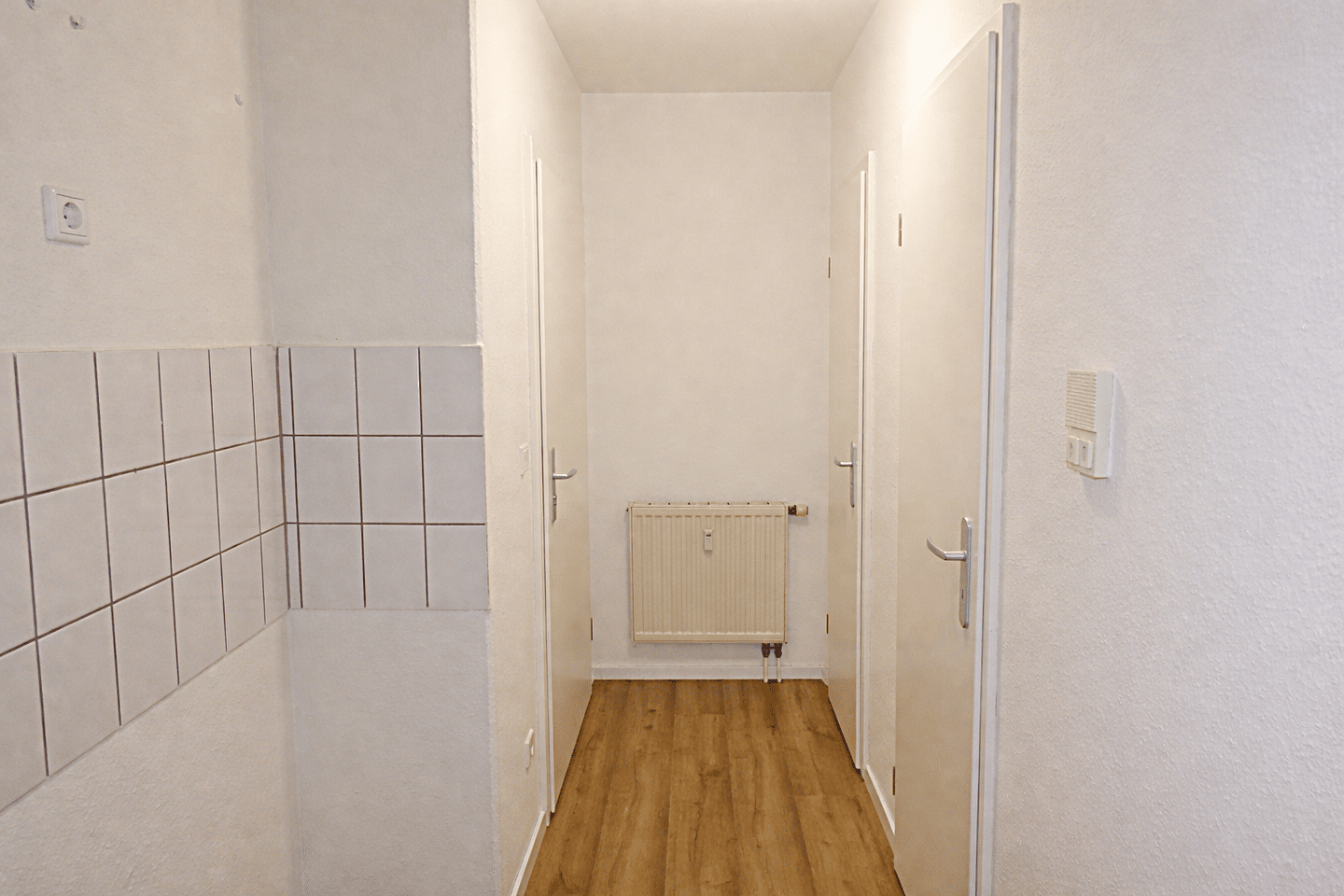 Vermietete 1-Zimmer-Wohnung im 3.OG. mit Balkon & TG – nahe Nopitschstraße/Dianaplatz – Nürnberg – Vorschaubild 8
