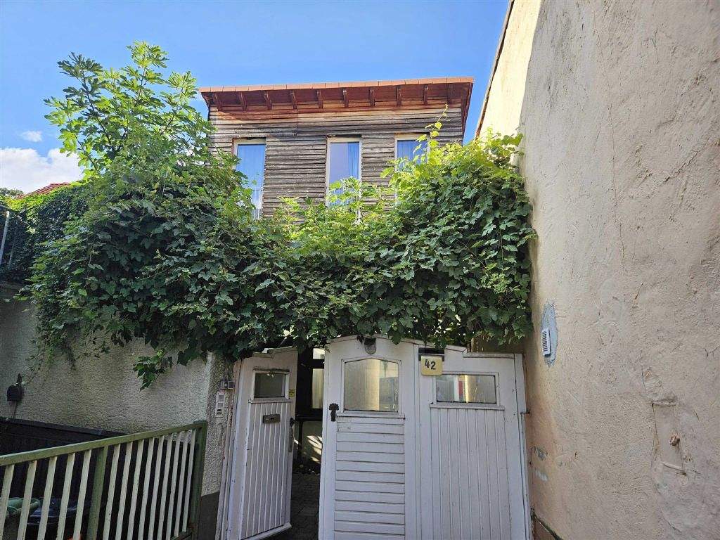 Liebevoll saniertes Einfamilienhaus mit hübschen Innenhof in guter Lage – Mainz – Vorschaubild 3