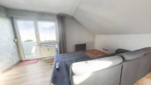Charmante 2-Zimmer-Wohnung mit Balkon, Garage und Stellplatz – 71332 Waiblingen – Vorschaubild 4