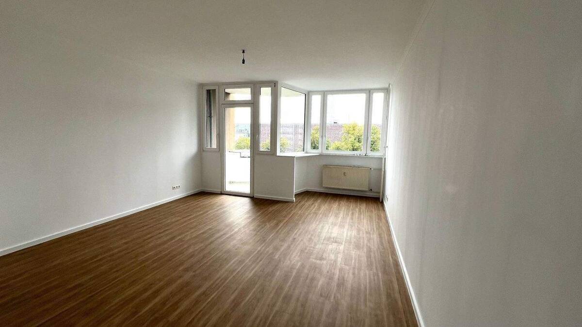 ERSTBEZUG NACH MODERNISIERUNG direkt vom Eigentümer Provisionsfrei – 14057 Berlin – Bild 1 von 9