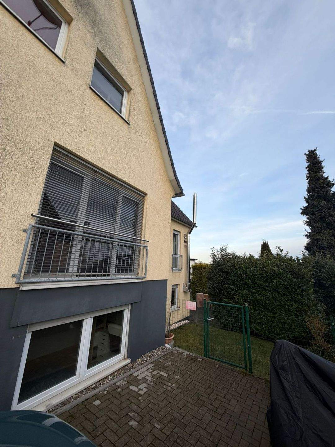 FREISTEHENDES EINFAMILIENHAUS MIT EINLIEGERWOHNUNG IN RS-SÜD UND BLICK IN DIE NATUR – Remscheid – Vorschaubild 6