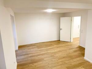 Renovierte 1,5-Zimmer-Gartenwohnung in München - für Eigennützer oder Kapitalanleger, provisionsfrei – 80997 München – Vorschaubild 5
