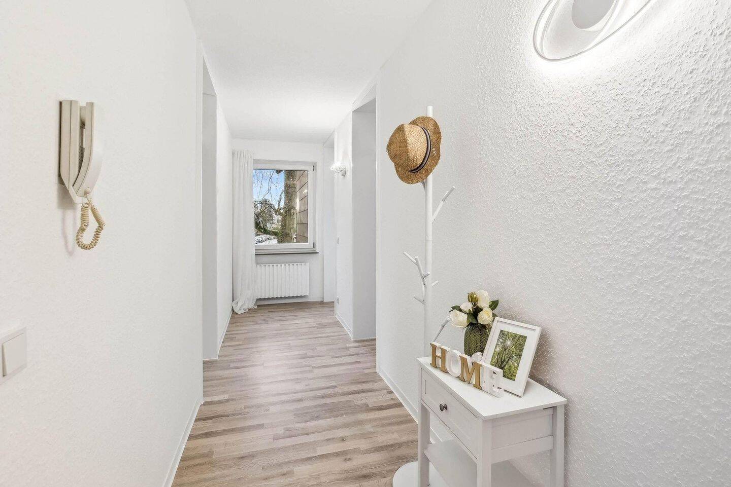 Helle & bezugsfertige Wohnung SB-Eschberg, provisionsfrei vom Eigentümer