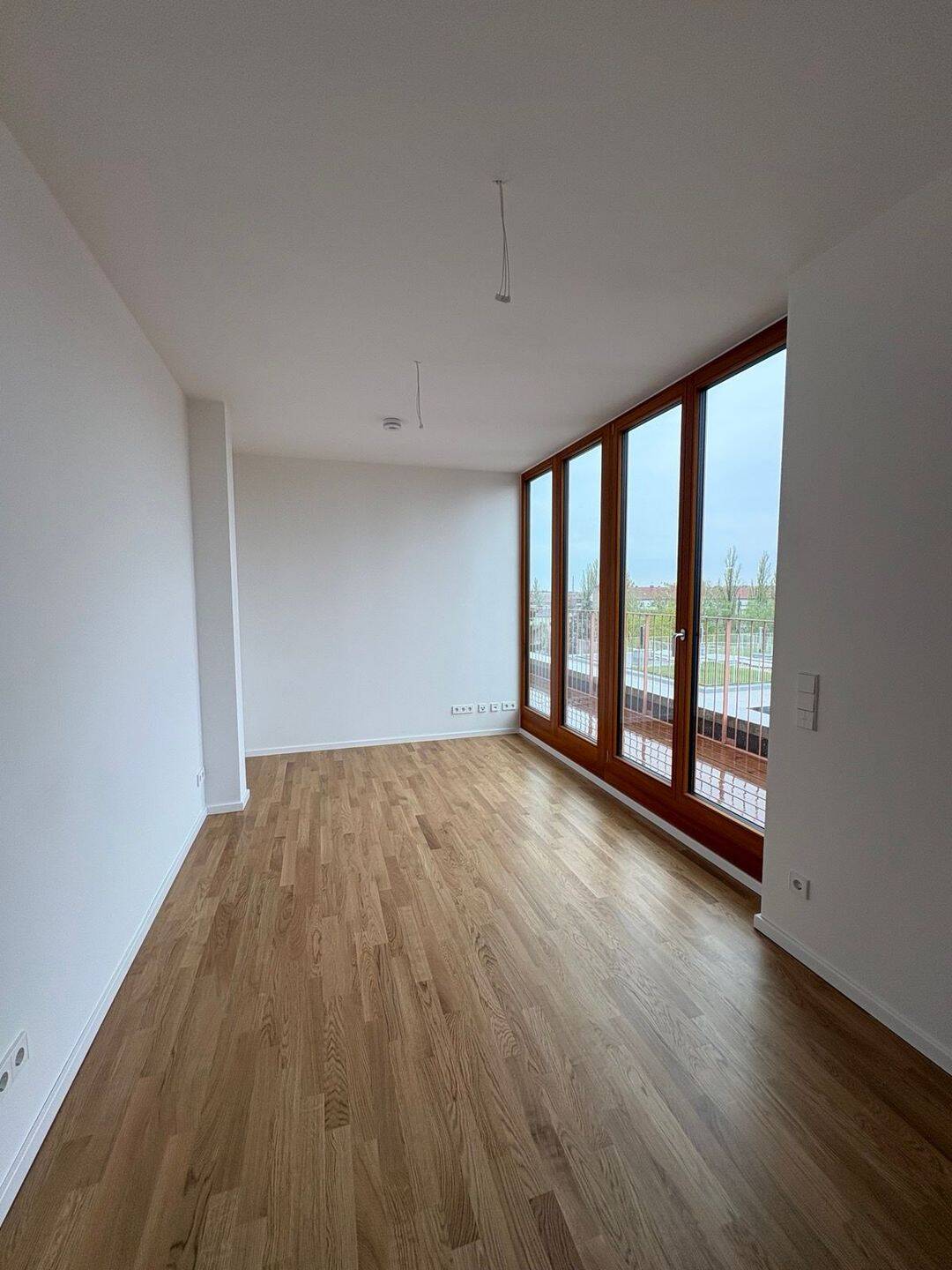 Exklusive Dachgeschosswohnung mit Penthousecharakter in Berlin-Weißensee... – Berlin – Vorschaubild 3