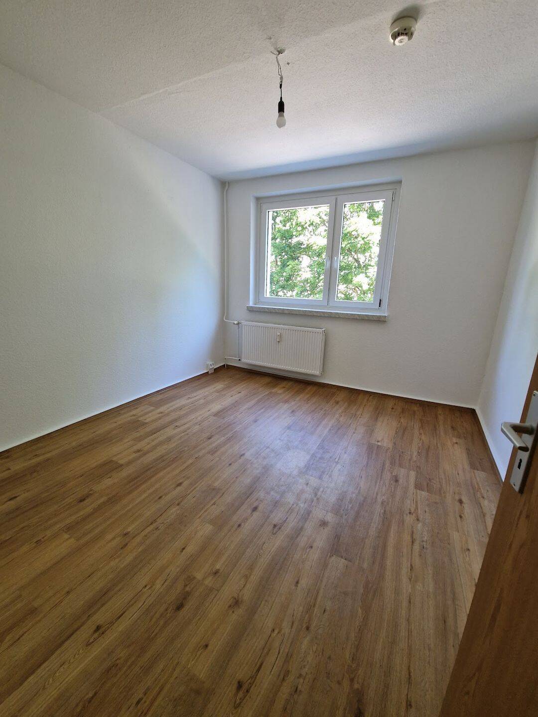 Frisch aus der Renovierung - jetzt besichtigen und top Wohnung sichern! – Magdeburg – Vorschaubild 3