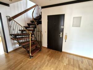 In bester Burgberglage: Großzügige 3 ½ -Zi.-Maisonette-ETW in bürgerlich-seriöser Nachbarschaft – 91054 Erlangen – Vorschaubild 5