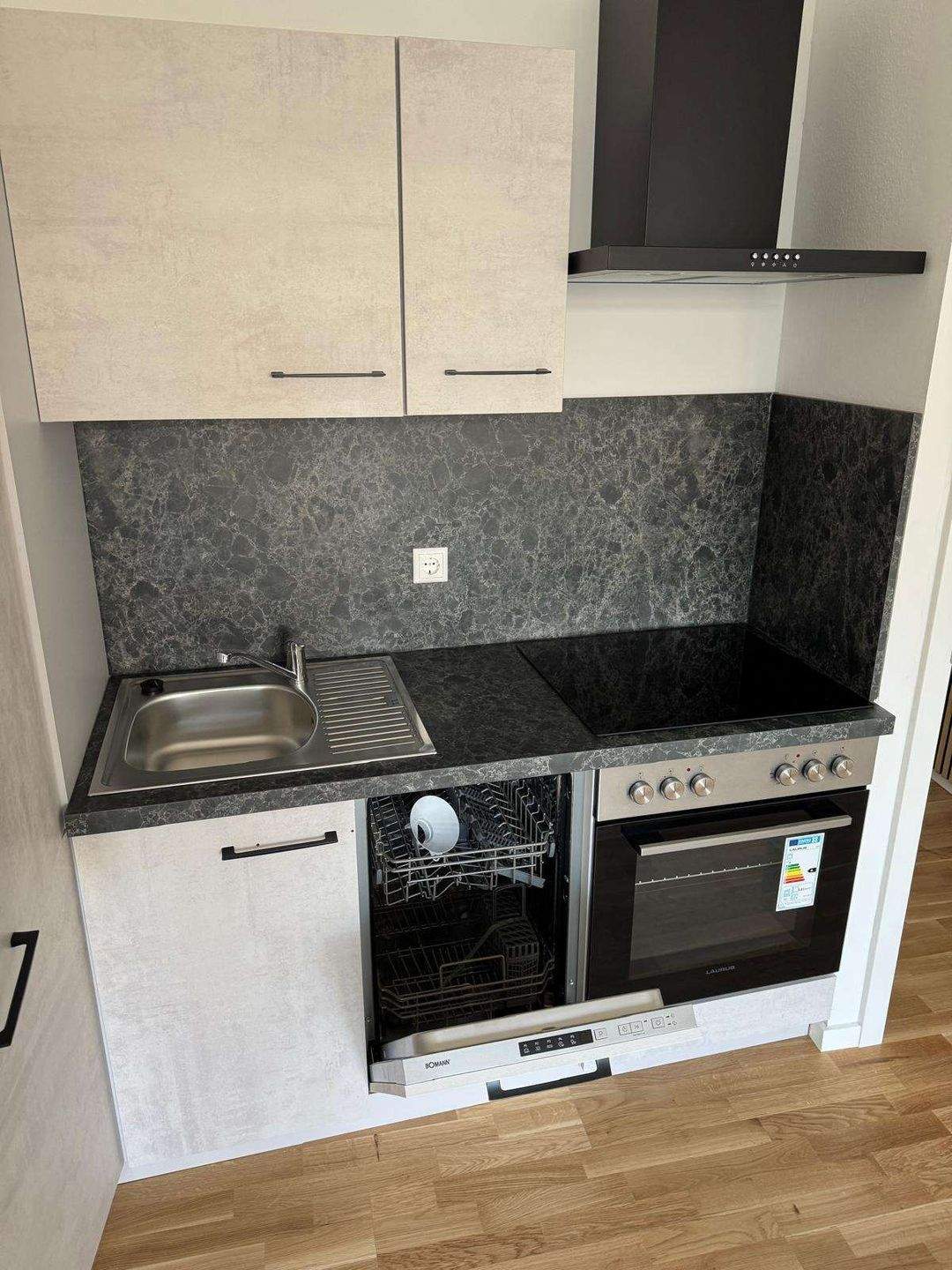 Provisionsfrei & Kernsaniert | 6% Rendite in Erlangen | Balkon | Langer Johann – Erlangen – Vorschaubild 8