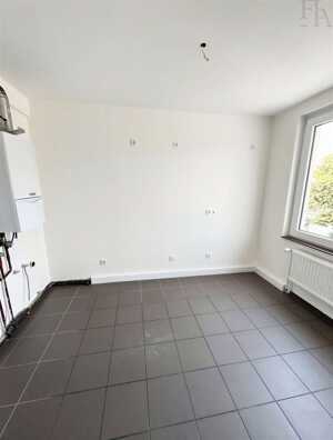 Provisionsfrei - Sanierte 2 Zimmer, große Küche, Duschbad, Loggia – 40215 Düsseldorf – Vorschaubild 7