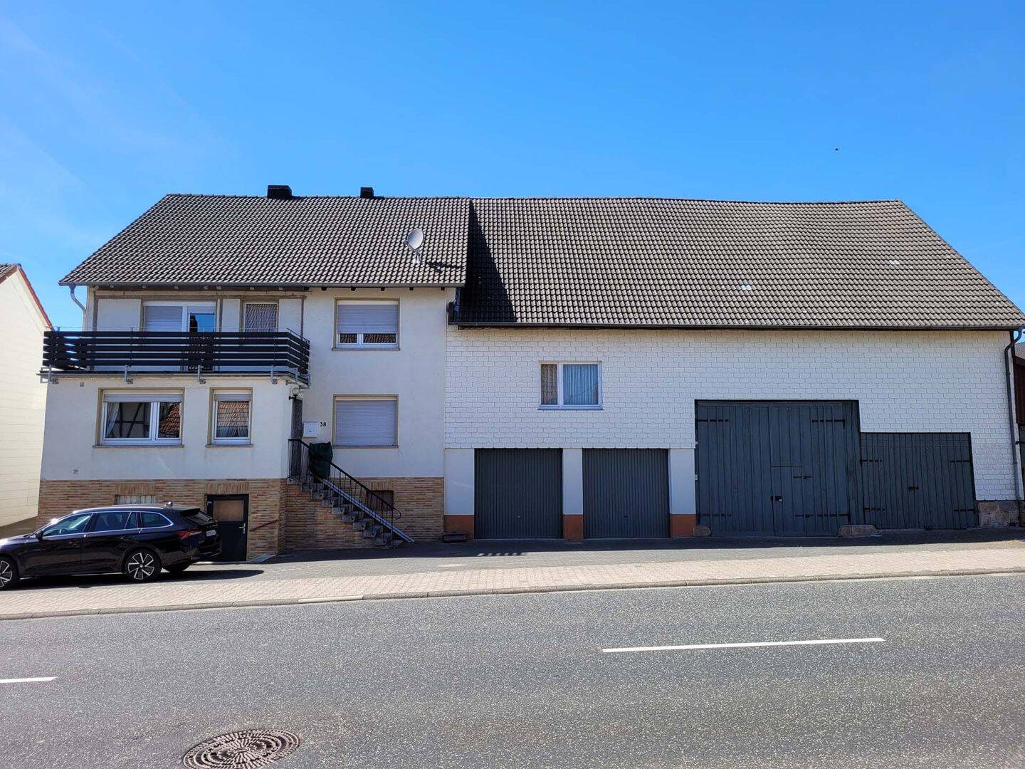 VIEL PLATZ!!! Einfamilienhaus mit Scheunenanbau in Alsfeld-Lingelbach – Alsfeld – Vorschaubild 2