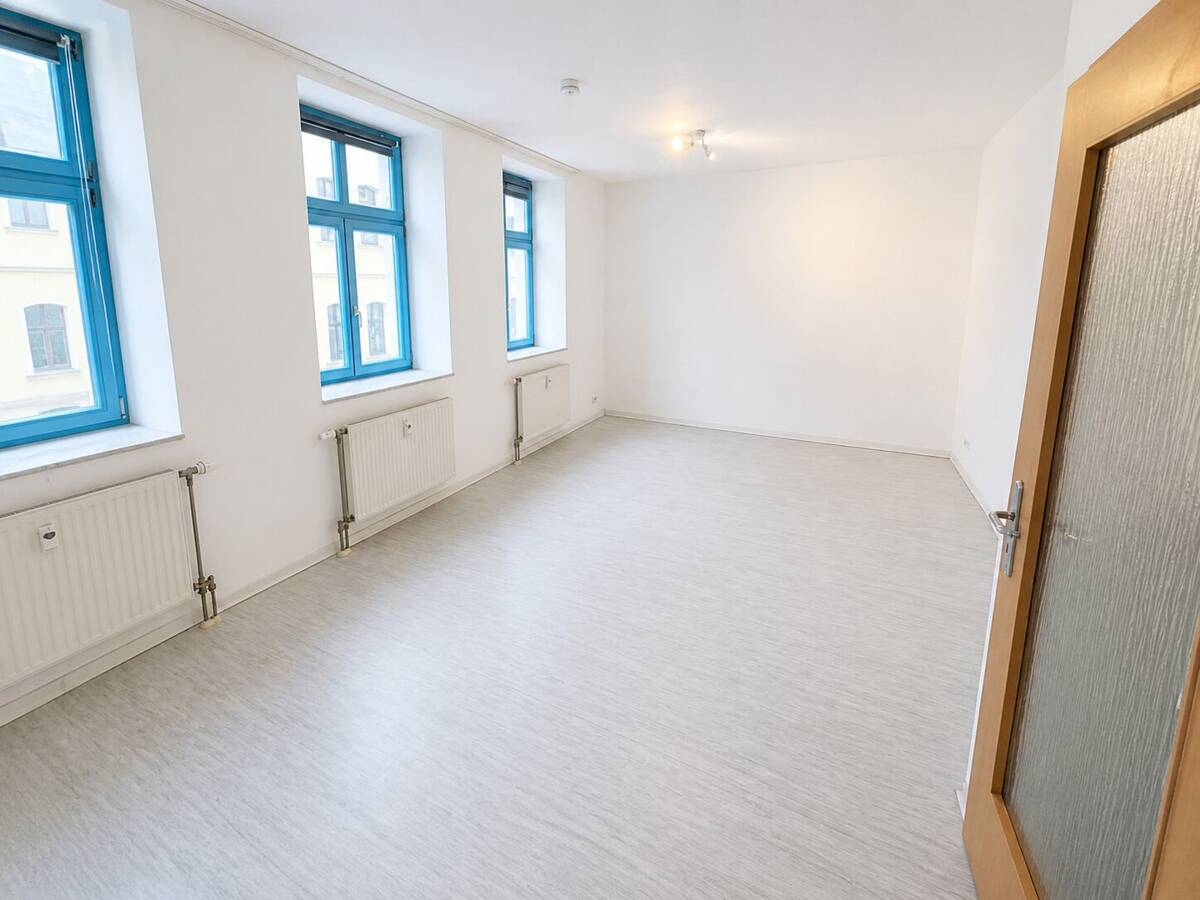Helle 2-Zimmer Wohnung zur Miete in der Thiemstraße – 39104 Magdeburg – Bild 1 von 9