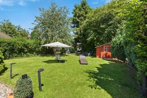 Charmantes Einfamilienhaus mit großem Garten, Wohnkomfort und vielseitigem Raumangebot – 22043 Hamburg – Vorschaubild 5