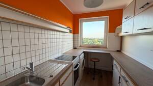 3 Zimmmer . Panoramablick . komplett saniert . – 90765 Fürth – Vorschaubild 6