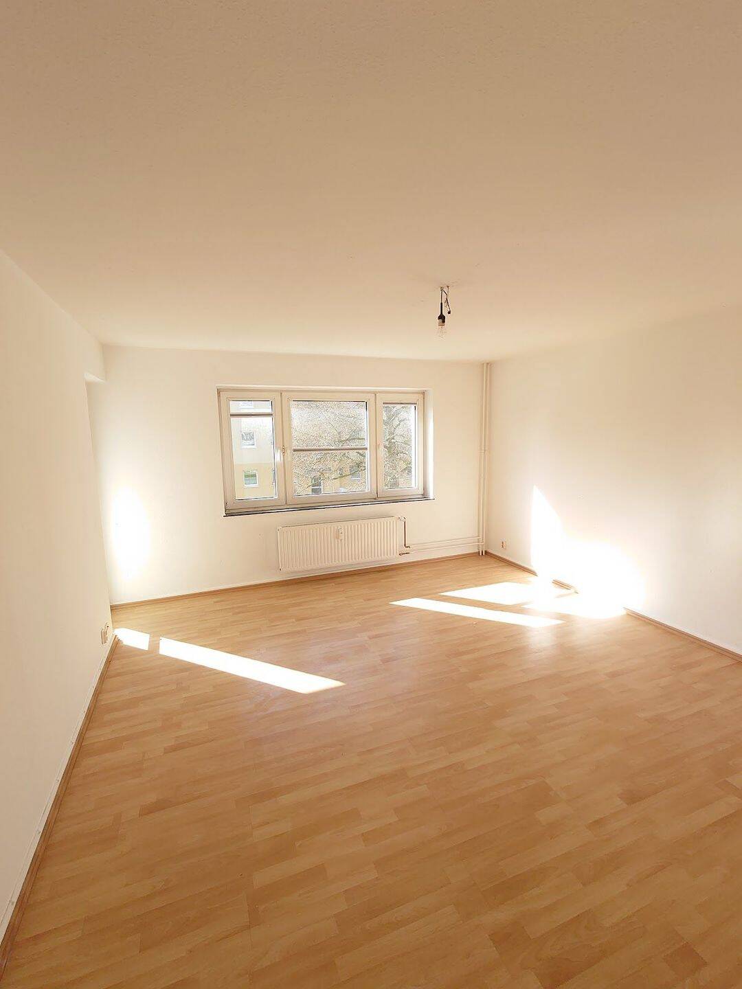 3 Zimmer Wohnung mit Balkon - sofort frei