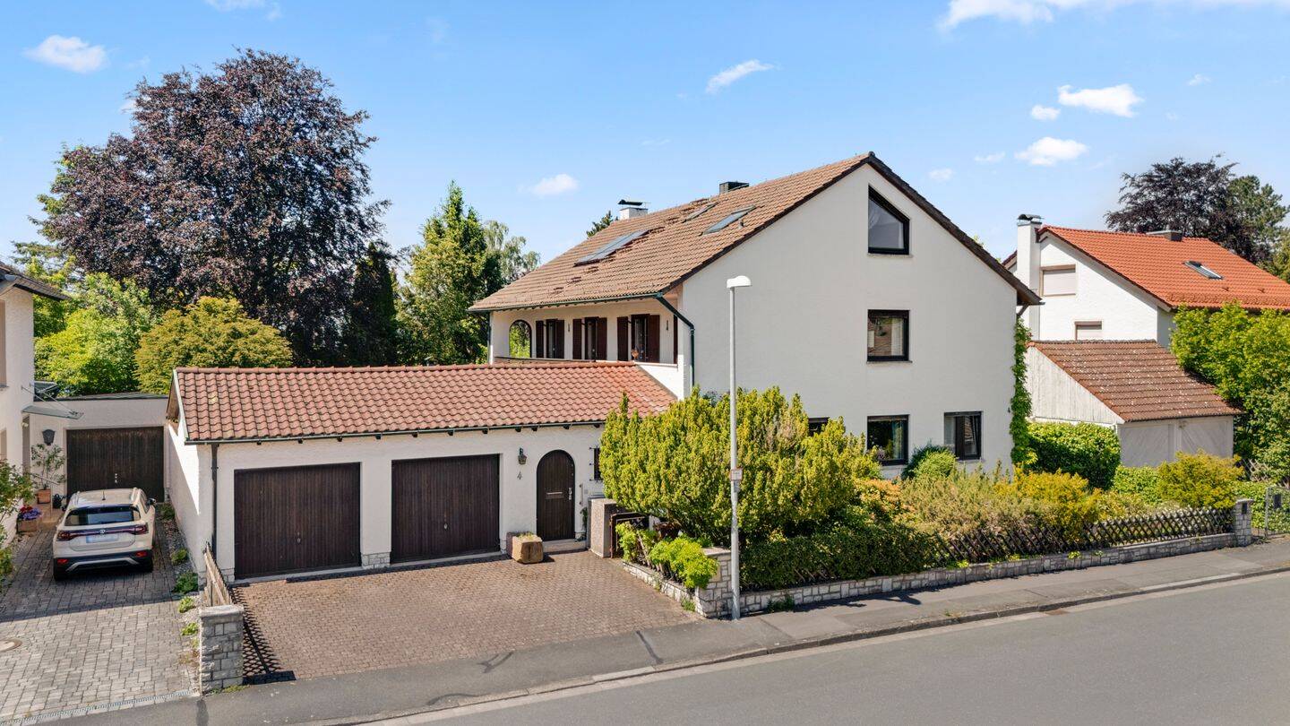 Traumgrundstück in der Birken! Großzügiges Einfamilienhaus mit Pool und absoluter Privatsphäre – Bayreuth – Vorschaubild 4