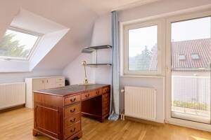 Großzügiges Familienhaus mit Einliegerbereich, Süd West Terrasse und echtem Premium Potenzial – 70376 Stuttgart – Vorschaubild 6
