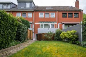 Großzügiges Reihenmittelhaus mit Terrasse, Garten und Garage im beliebten Stadtteil Horn-Lehe – 28357 Bremen – Vorschaubild 5