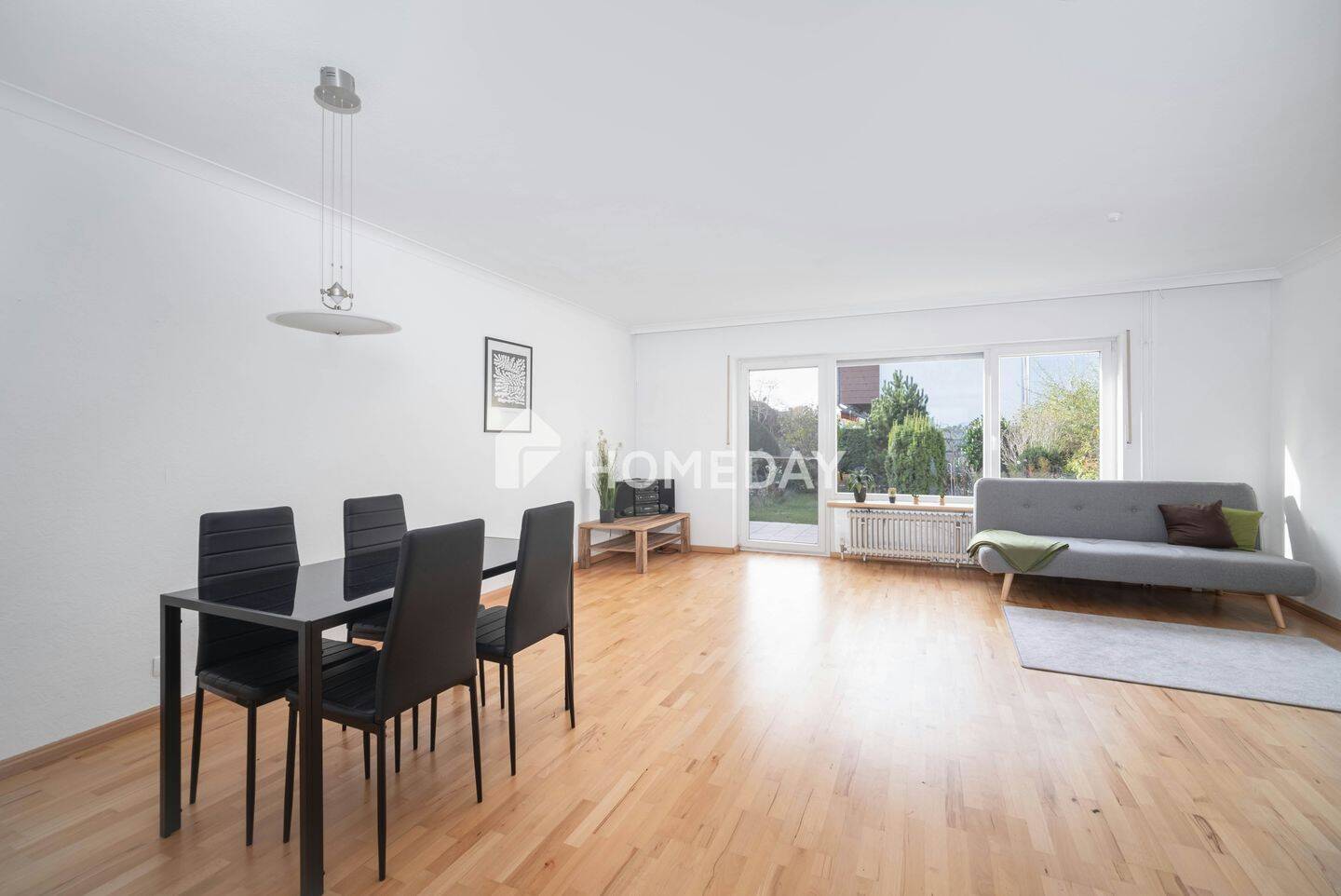 Gepflegtes Reihenmittelhaus mit 5 Zimmern, Süd-Terrasse, Keller und Garten - perfekt für Familien – Berlin – Bild 1 von 9