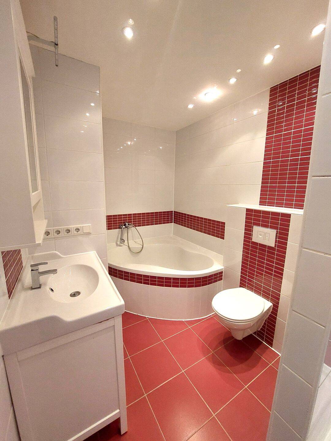 Helle 2-Zi-EG-Wohnung mit Terrasse & Gäste-WC in ländlicher Lage – ideal für Eigennutzung oder Kapitalanlage – Hemhofen – Vorschaubild 6