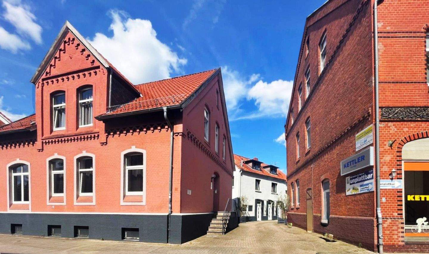 Renditestarkes Mehrfamilienhaus in Hannover Misburg – Hannover – Bild 1 von 5