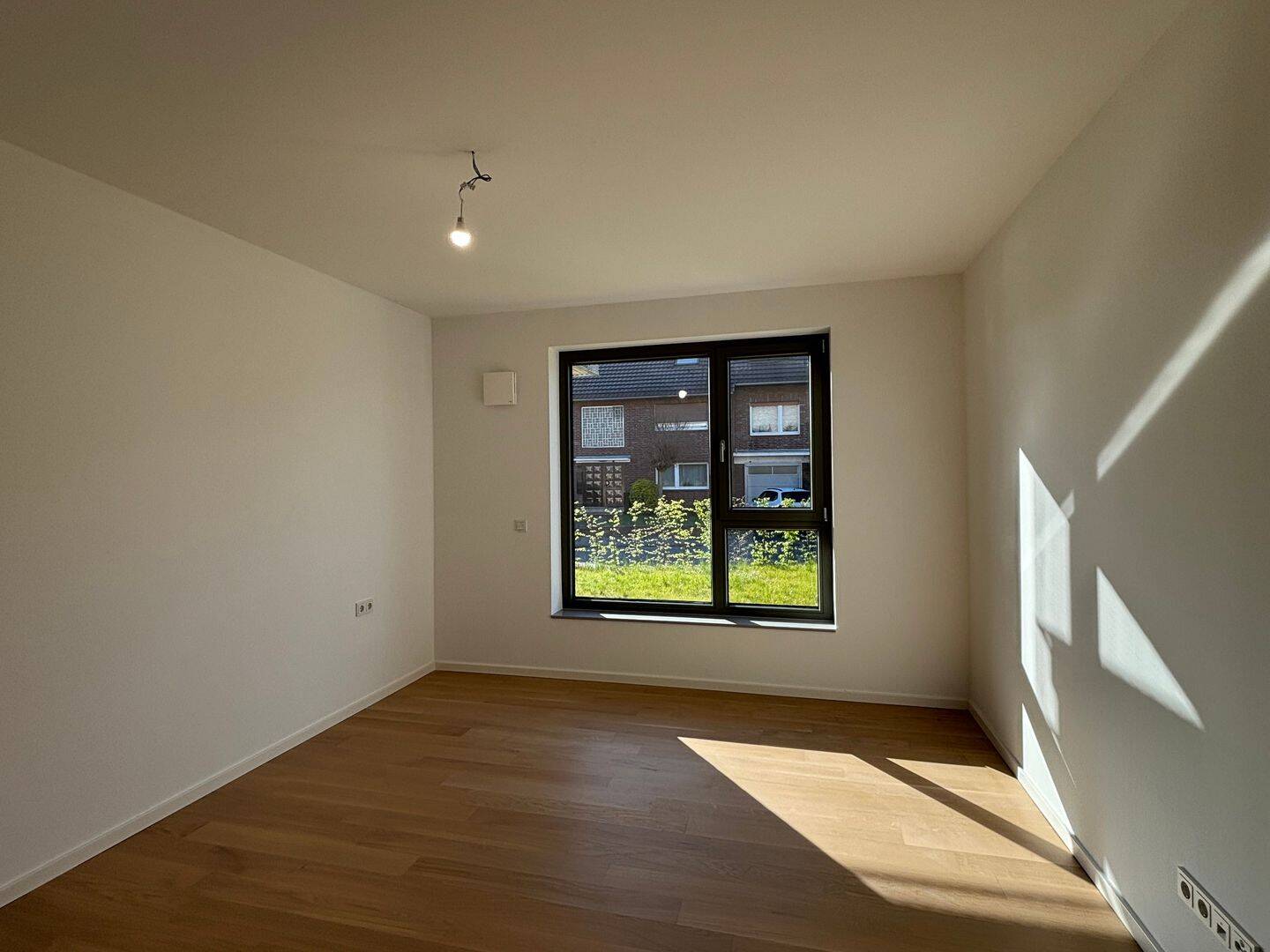 WIDOliving - Gartenwohnung mit 3 Zimmer bezugsbereit – Köln – Vorschaubild 4