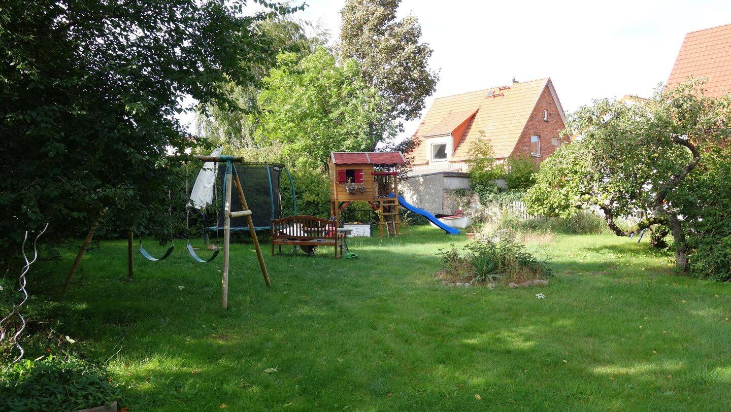 Maisonettewohnung mit Balkon, Gartennutzung und Carport in Rostock – Rostock – Vorschaubild 3