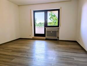 Sonnige 5-Zimmer-Wohnung mit traumhaftem Fernblick – 90513 Zirndorf – Vorschaubild 7