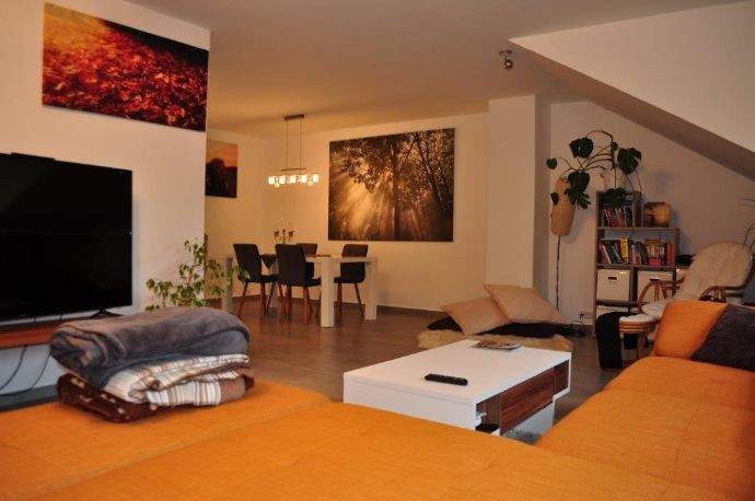 Große moderne Dachwohnung komplett saniert mit EBK sowie Balkon & Garage – Mannheim – Vorschaubild 5