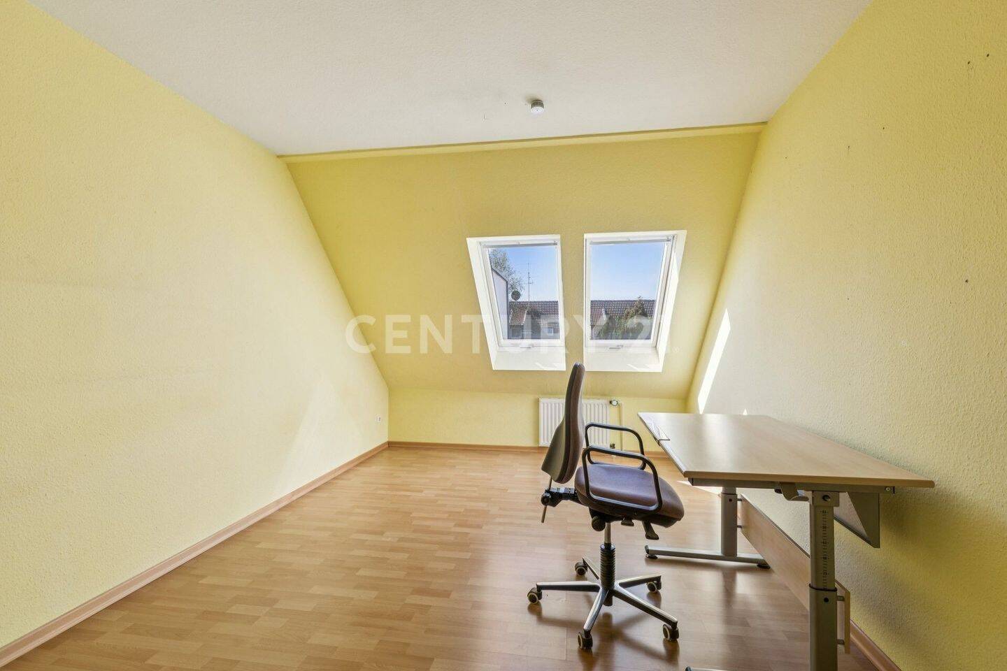 Charmante Maisonette mit Kamin & 2 Balkonen in begehrter Lage von Essen-Schönebeck – Essen – Vorschaubild 4