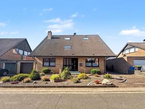Traumhaftes Einfamilienhaus mit Einliegerwohnung im ruhigen Geldern Hartefeld – 47608 Geldern – Vorschaubild 2