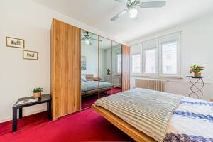 Schöne 3-Zimmer-Wohnung mit 2 Schlafzimmern nahe Dom und Main – 60311 Frankfurt am Main – Vorschaubild 5