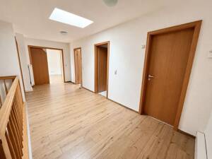 Mitten im Zentrum - Helle 3-Zimmer-Maisonette-Wohnung mit Laubengang und kleiner Garage – Anger 55, 99084 Erfurt – Vorschaubild 5