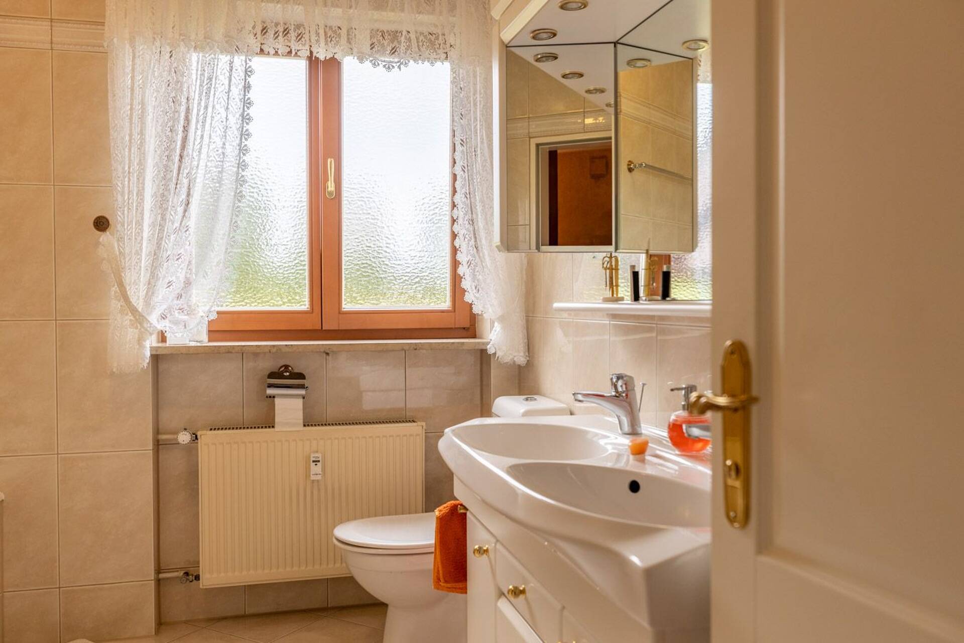 Haus in 82041 Oberhaching mit 434 m² kaufen