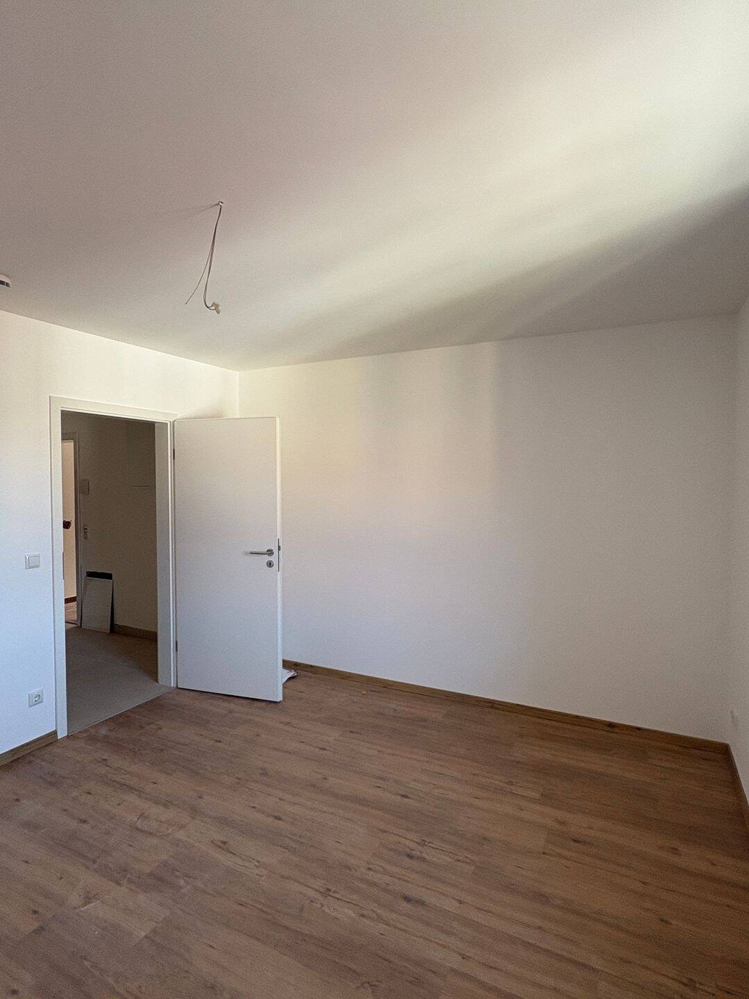 Hochwertig sanierte 2-Zimmer-Wohnung mit geräumigem Bad und Einbauküche in der Regensburger Altstadt - Wohnung 12 – Regensburg – Vorschaubild 7