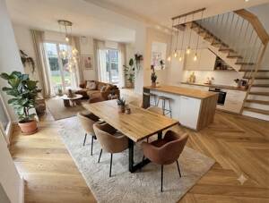 Erstbezug: Niedrigenergiehaus in Düsseldorf-Kalkum, provisionsfrei, Süd-West-Lage