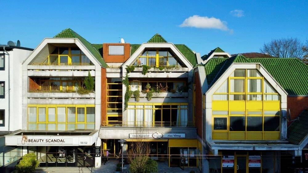 Lichtdurchflutete Maisonette-Wohnung mit vier Balkonen in zentraler Lage von Brackwede