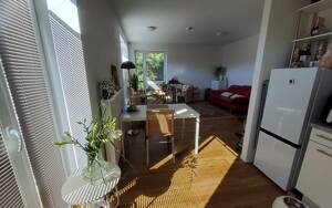 Schöne und helle 2-Zimmerwohnung (Neubaucharakter) mit zwei Südbalkone in zentraler, aber ruhiger und grüner Lage von Hamburg-Eißendorf! – 21073 Hamburg – Vorschaubild 9