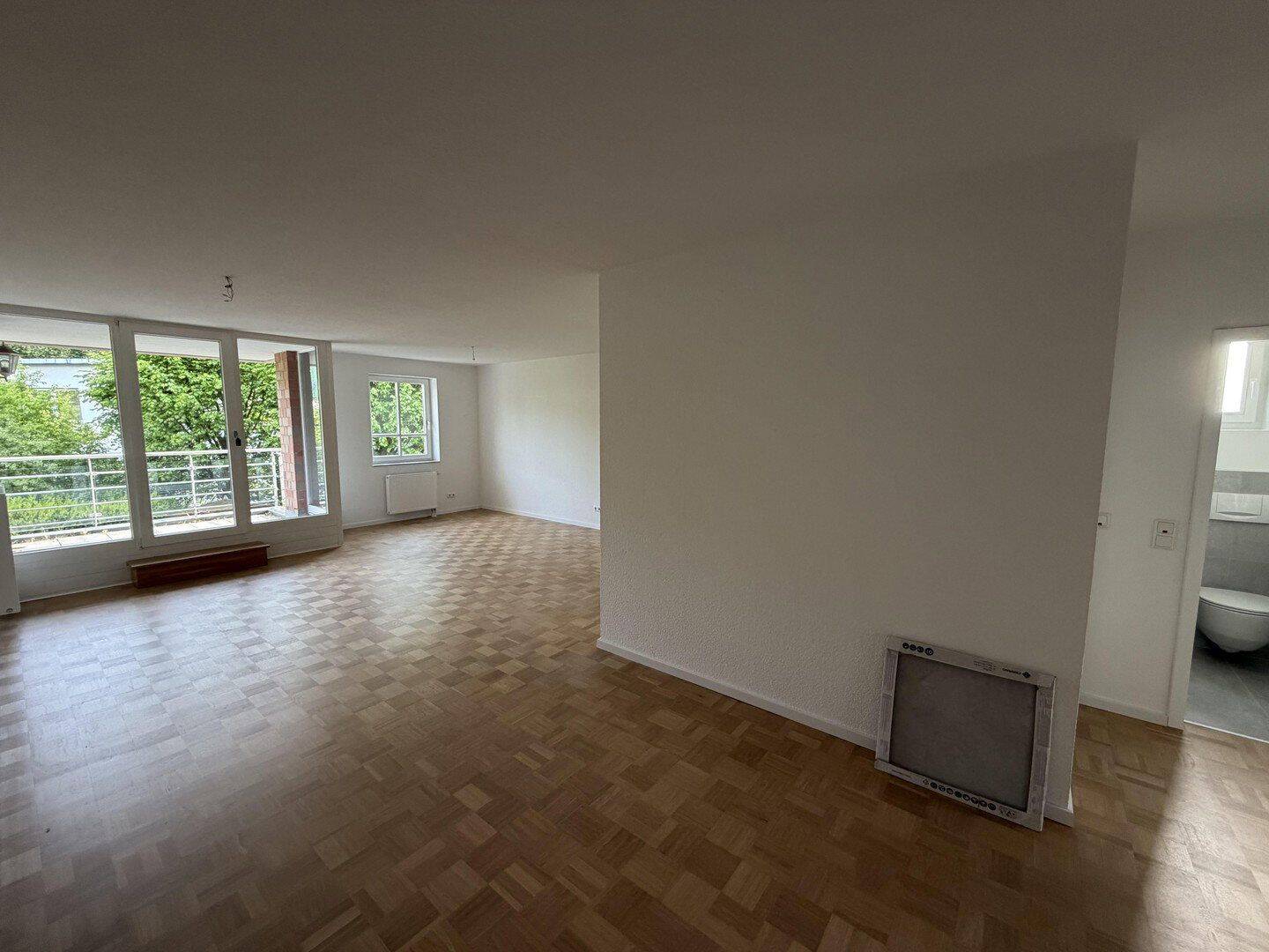 Lichdurchflutete Wohnung mit Waldblick in Bredeney, Erstbezug nach Renovierung – Essen – Vorschaubild 7
