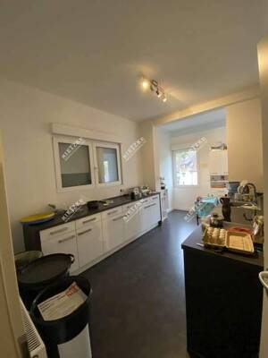Helle geräumige 4-Zimmer Wohnung geeignet als Monteurwohnung oder als Studenten-WG – 70329 Stuttgart – Vorschaubild 8