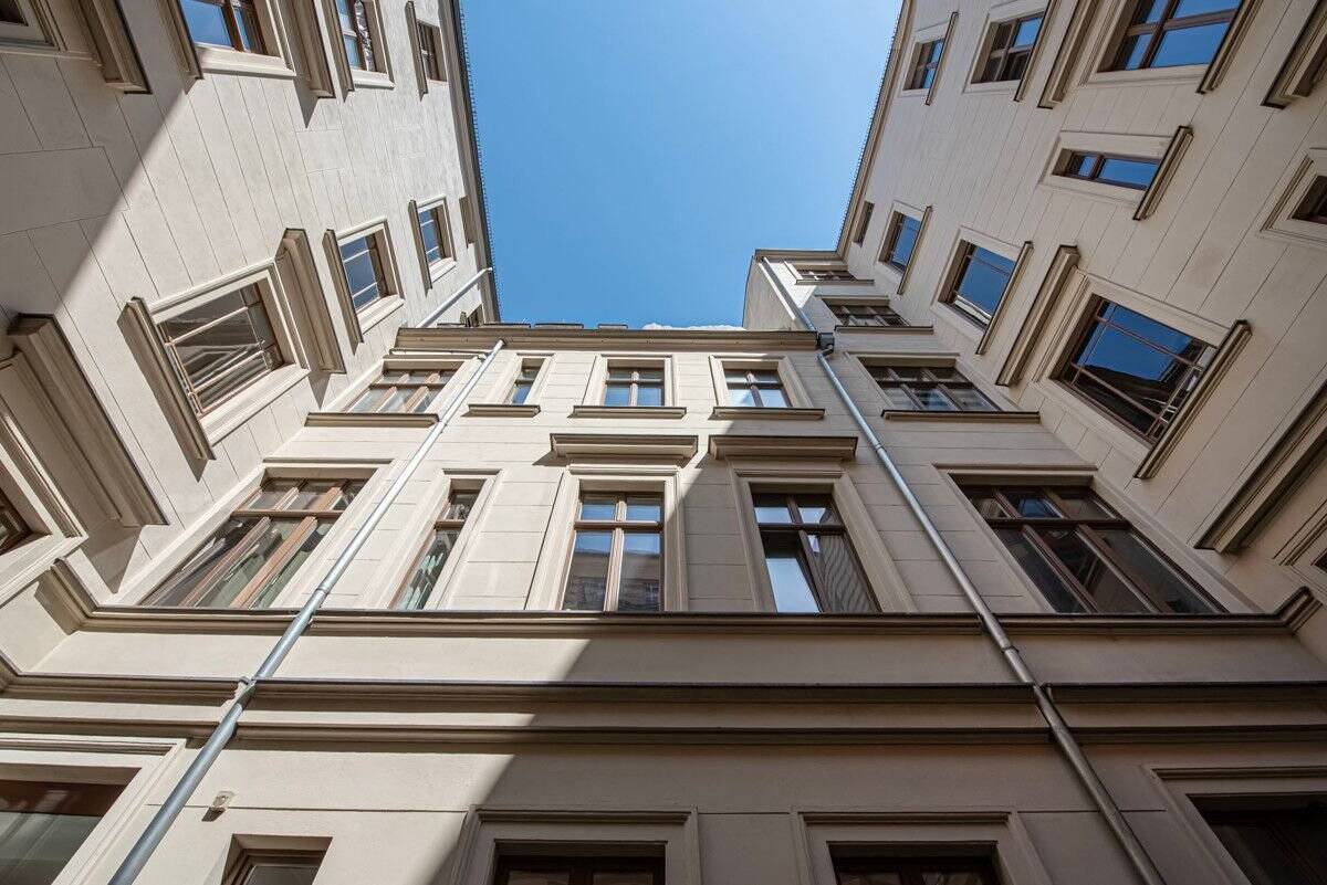 2-Zimmer-Altbauwohnung in sehr beliebter Lage von Berlin-Mitte - KAPITALANLAGE – Berlin – Vorschaubild 9