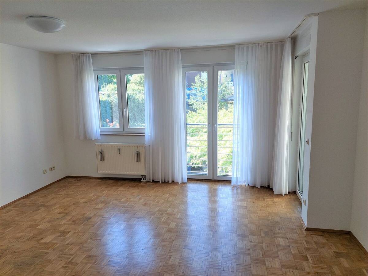 Schöne 2-Zimmer-Wohnung in Senioren-Wohnanlage – 42655 Solingen – Bild 1 von 7